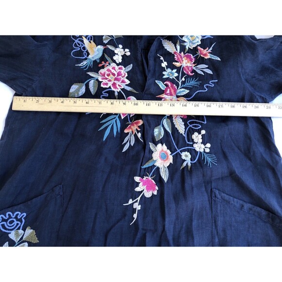JOHNNY WAS Floral Embroidered Navy Tunic Shirt Top Boho Chic Size Large - Picture 10 of 12